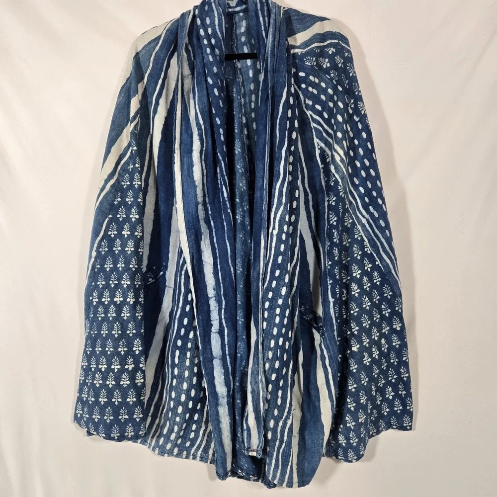 UO Ecote Beachy 100% Cotton Indigoo and White Wrap Shawl | One Size Fits Most